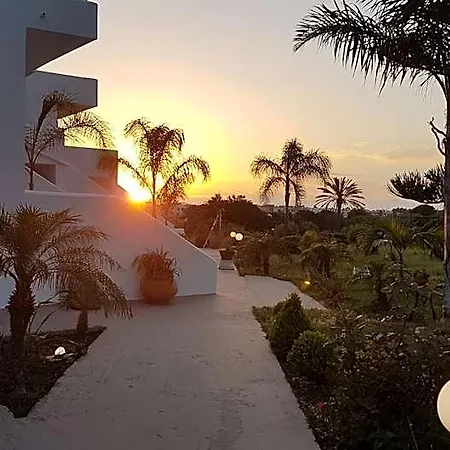 Eftihia Hotel 2*