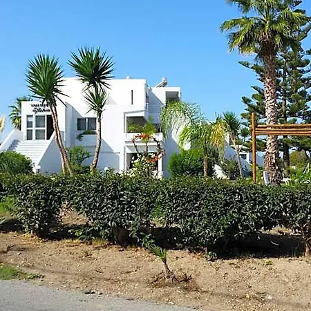 Eftihia Hotel 2*